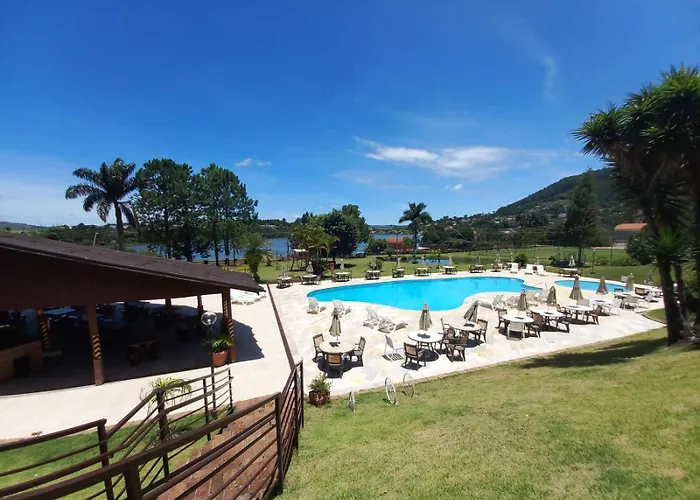 Nascentes da SerraHotel Em